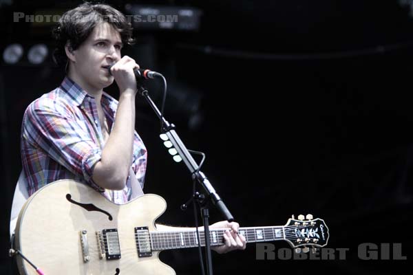 VAMPIRE WEEKEND - 2009-08-28 - SAINT CLOUD - Domaine National - Grande Scene - 